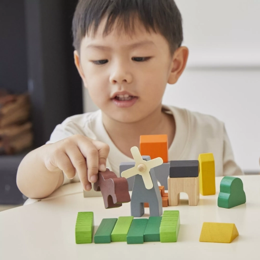 Supports motor skills and focus