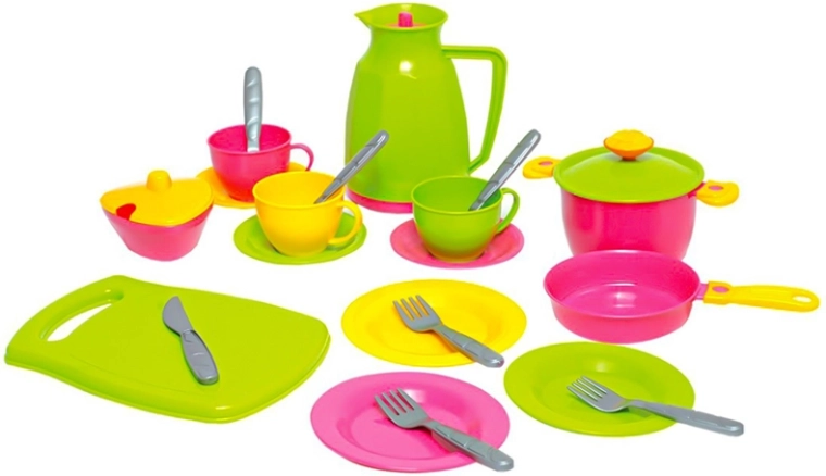 Kompletna oprema od 24 dijela za realističnu igru