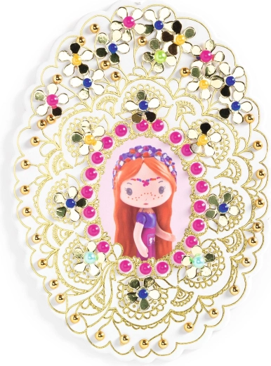 Detailed decorated medallion