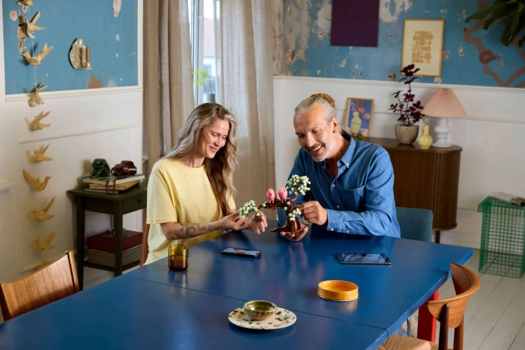 Relaxing building for adults with the LEGO Builder app