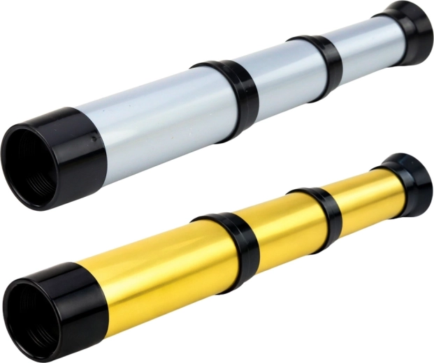 Realističan izvlačni dizajn