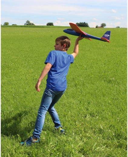 Ideal outdoors – for the meadow and the playground