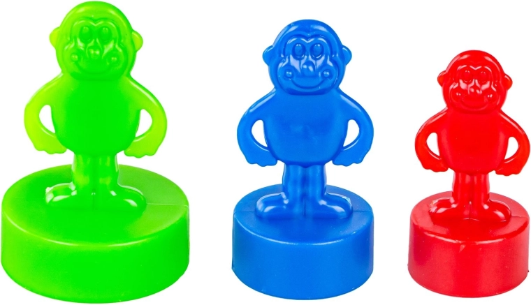 Colorful figures in three sizes