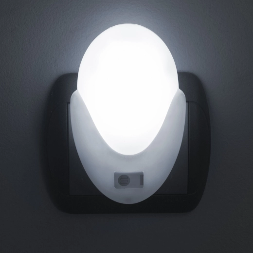Phenom LED night light with light sensor
