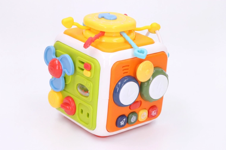 Activity Cube with Sound Effects 21 cm