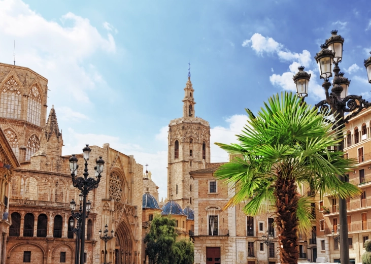 RAVENSBURGER puzzle Trg Blažene Djevice Marije 1000 dijelova