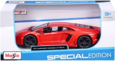 Model automobila Lamborghini Aventador LP700-4