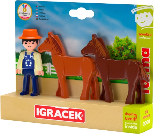 Efko Igráček Trio Farm – farmer with horses and accessories