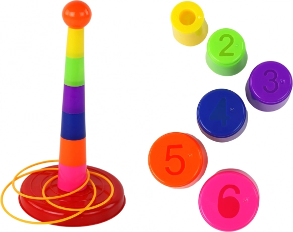 Igra gađanja mete s čašama i prstenovima