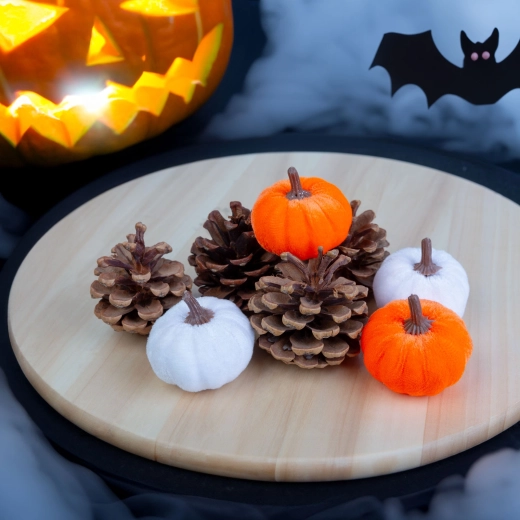 Autumn pumpkin and pine cone decorations, 8 pcs