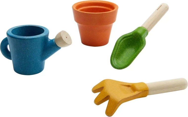 PlanToys kids’ gardening set