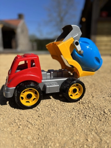 Dječja plastična miješalica za beton