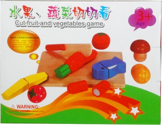 Drveni set voća i povrća za rezanje s daskom i nožem