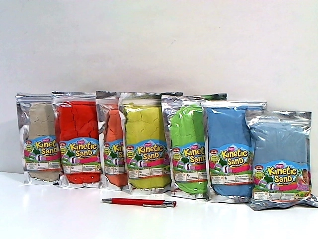 Kinetički pijesak 500 g, mješavina boja – 1 komad