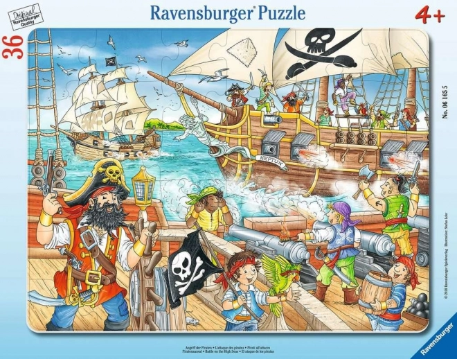 Ravensburger puzzle Bitka na otvorenom moru 36 dijelova
