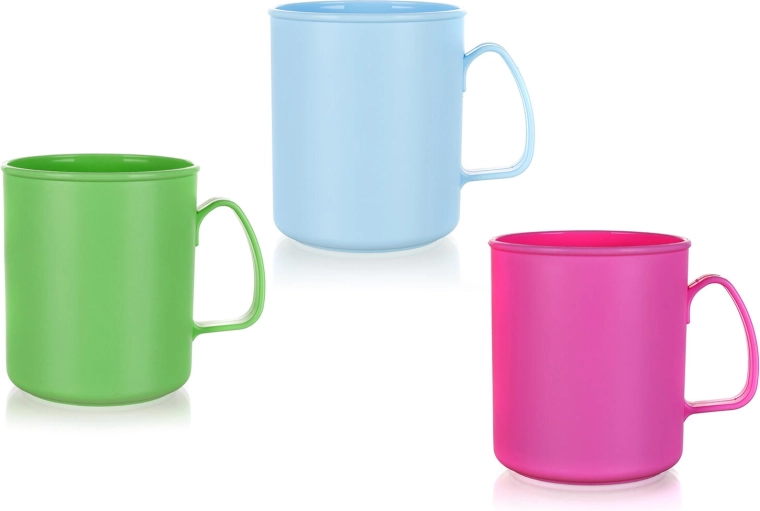 Plastična šalica 0,3 l – mix boja