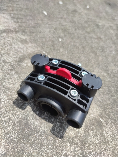 Mounting bracket for a bicycle child seat
