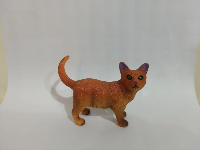 BALULU Somali cat figurine