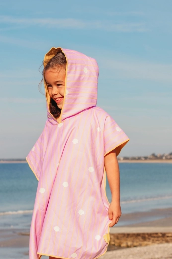 Quut dječji plažni pončo Banana pink