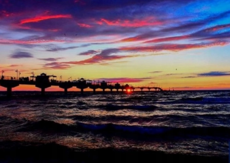 Dijamantno slikanje – zalazak sunca na molu 30 × 40 cm