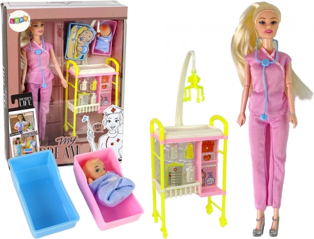 Liječnica lutka s dugom kosom i dodacima