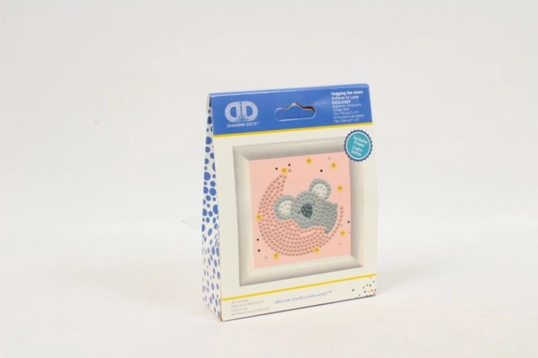 Diamond Dotz Hugging the Moon – set za dijamantno vezenje