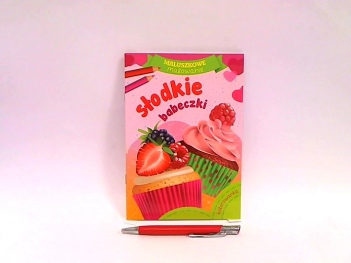 Bojanka sa slatkim cupcakesima i bojicama
