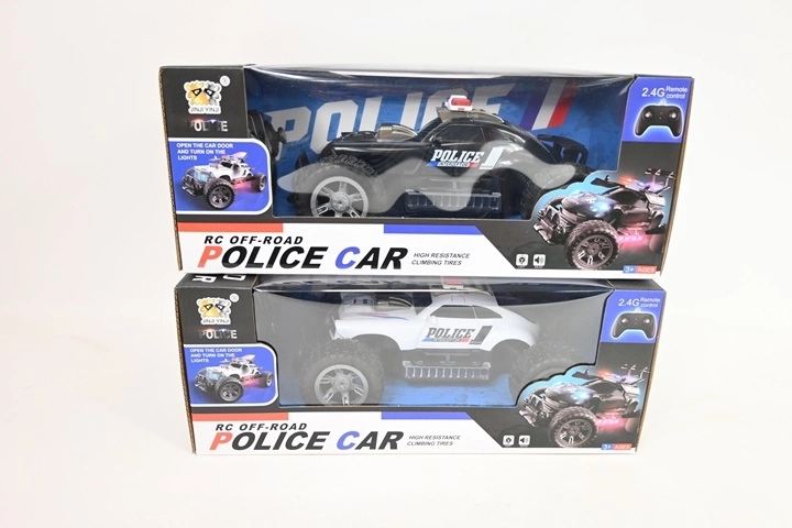 Policijski auto na daljinsko upravljanje + paket