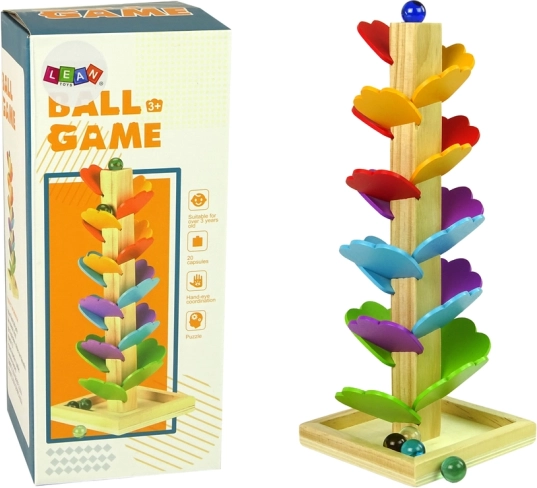 Drveni stablo s rampom za kuglice