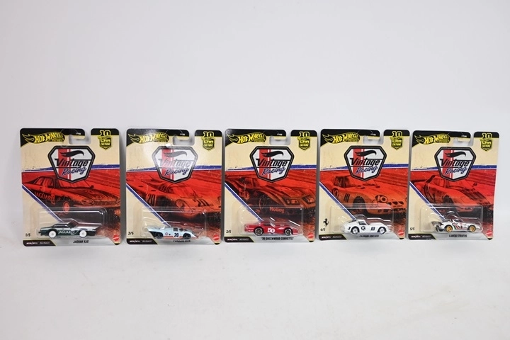 Hot Wheels Premium automobili – kultni auti – kolekcionarski model 1 kom