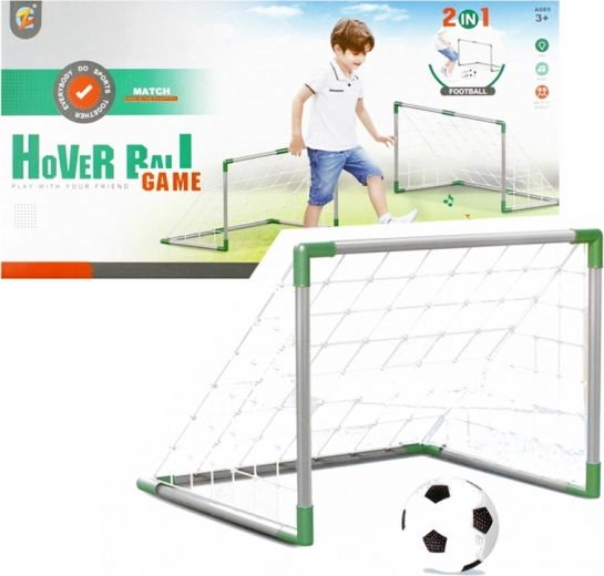 Nogometni gol s loptama i pumpom