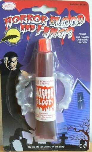 Vampirski zubi s umjetnom krvlju za dječje kostime