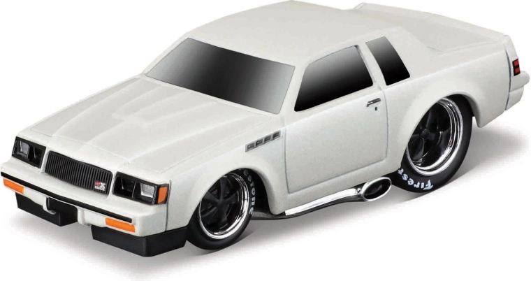 Maisto Muscle Machines Buick GNX 1987 bijeli 1:64