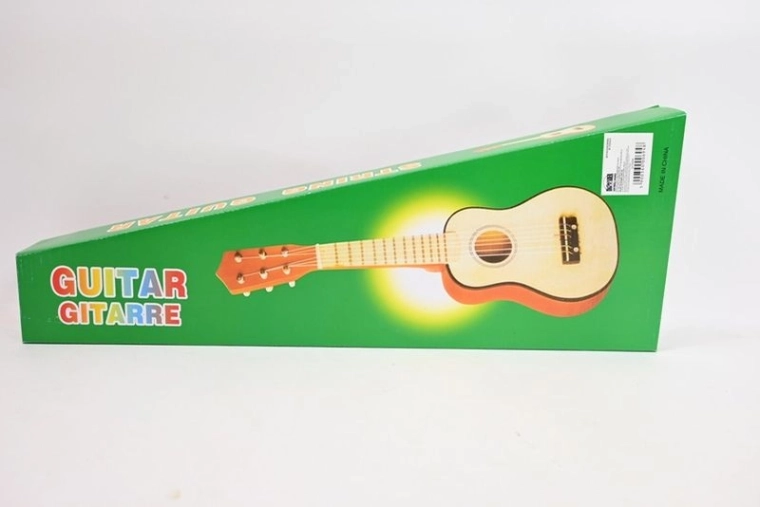 Dječja drvena gitara u kutiji