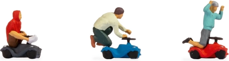 Noch set figurica utrke na Bobby autićima (H0)