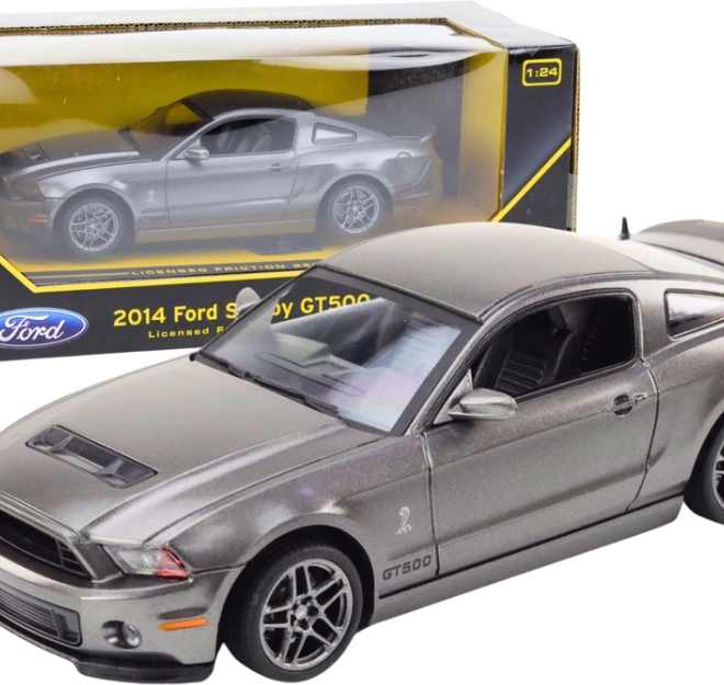 Metalni model FORD Shelby GT500 1:24 srebrni s pogonom