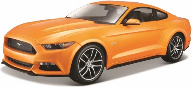 Sakupljački model Ford Mustang GT 2015 u narančastoj boji 1:24