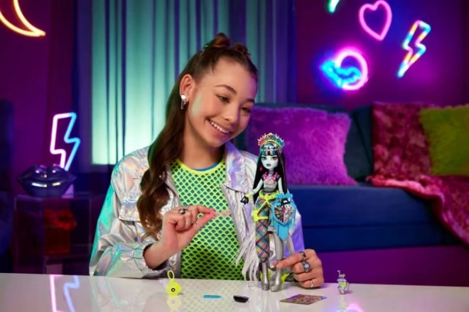 Barbie Monster fest lutka - frankie HXH79