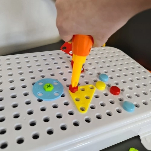 Kreativna mozaik sa odvijačem Kruzzel