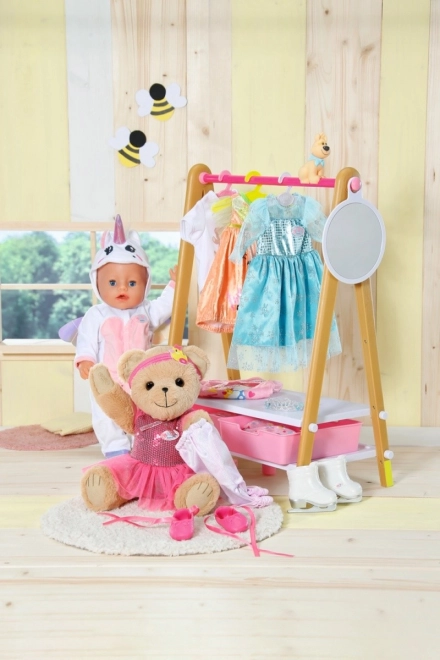 Medvjedić BABY Born u bijeloj odjeći