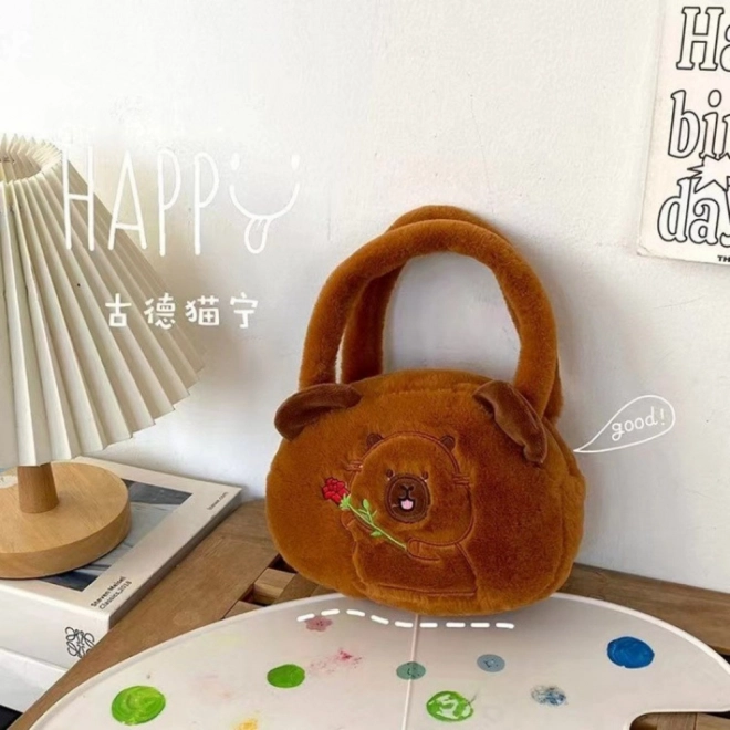 Torba plišana s kapibarom i ružom smeđa 20 cm