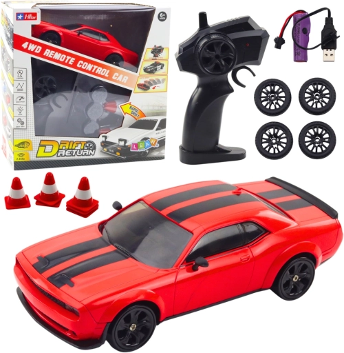 RC drift auto 4WD s izmjenjivim kotačima – crveno
