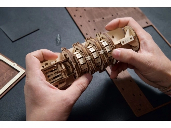 Ugears 3D drvene mehaničke puzzle Knjiga tajni