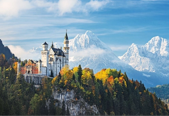 Impresivan motiv Bavarskih Alpa i dvorca Neuschwanstein