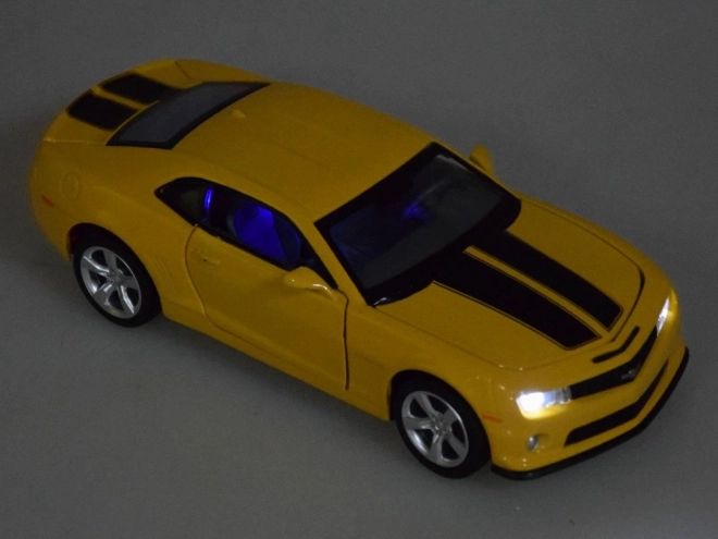 Metalni model auta Chevrolet Camaro SS