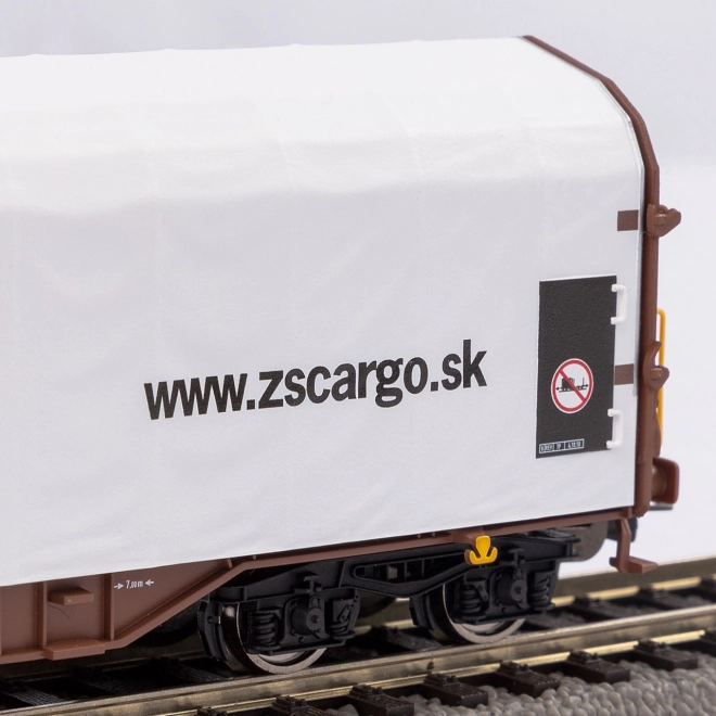 Set zatvorenih vagona Shimmns Željezničke kompanije Slovačka