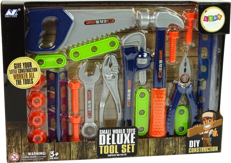 Realistični alati za male majstore