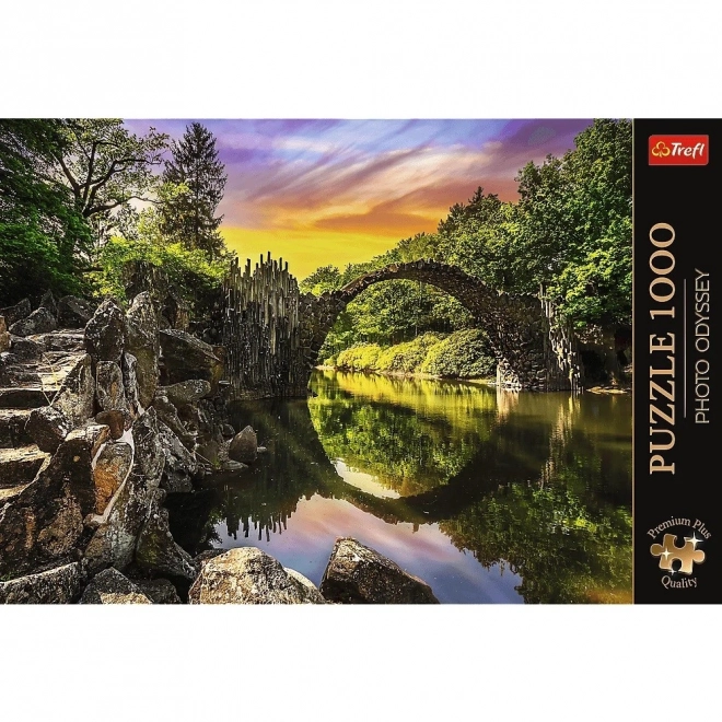 TREFL Puzzle Premium Plus Photo Odyssey: Rakotzův most u Kromlau 1000 komada