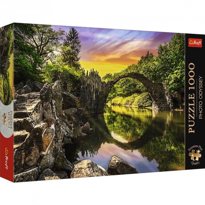 TREFL Puzzle Premium Plus Photo Odyssey: Rakotzův most u Kromlau 1000 komada