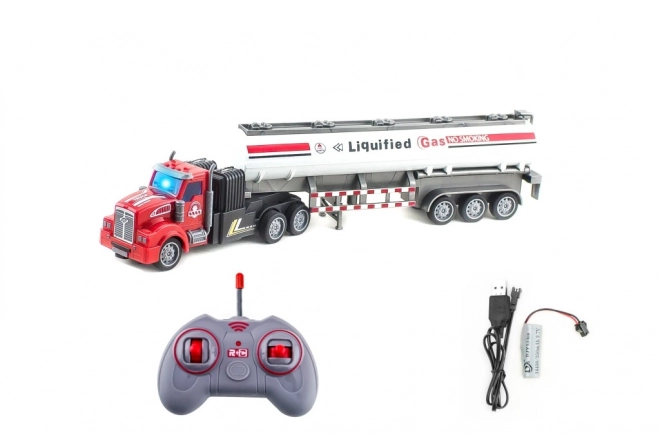 RC cisterna s svjetlosnim efektima 1:46